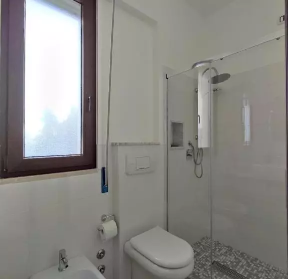 تختخواب و صبحانه Cristian Rooms