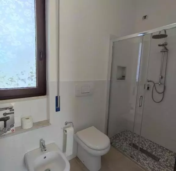تختخواب و صبحانه Cristian Rooms