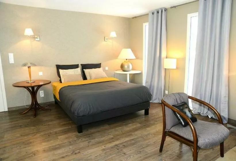 تختخواب و صبحانه La Maison Des Hérissons