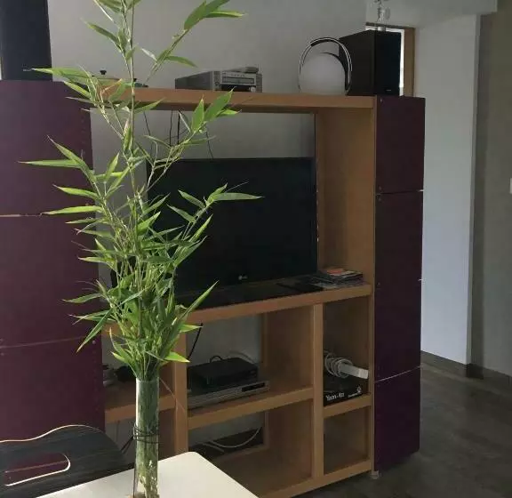 تختخواب و صبحانه La Maison Des Hérissons