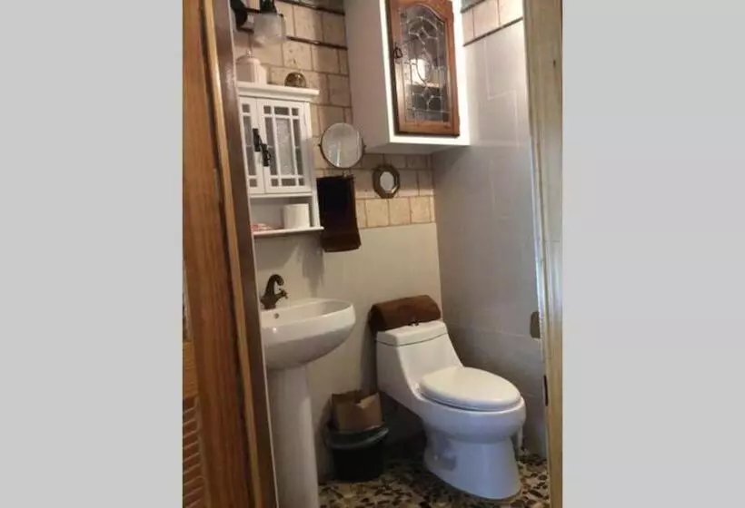 Aamiaismajoitus (B&B) La Quiete Cove For One