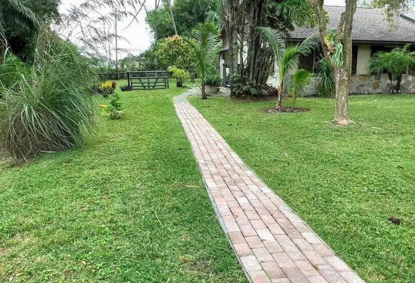 Aamiaismajoitus (B&B) La Quiete Cove For One