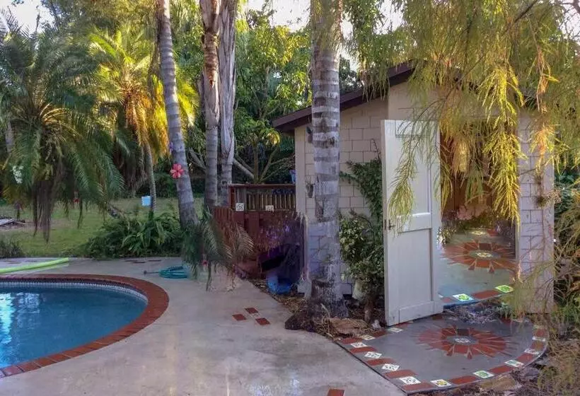 Aamiaismajoitus (B&B) La Quiete Cove For One