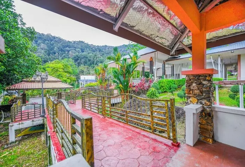 ホテル Spot On 89954 D Yan Chalet