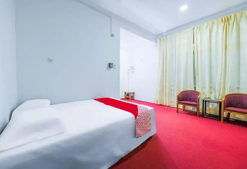 ホテル Spot On 89954 D Yan Chalet