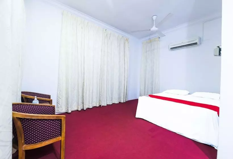 ホテル Spot On 89954 D Yan Chalet