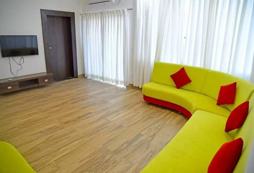 Hotelli Vedaa Holidays Resort