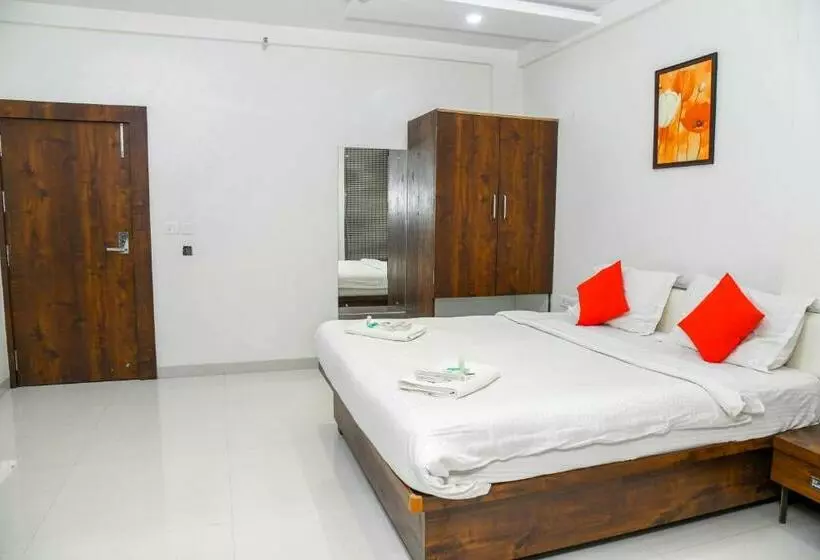 Hotelli Vedaa Holidays Resort