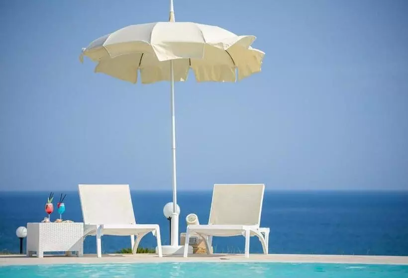 Le Castella Resort & Beach