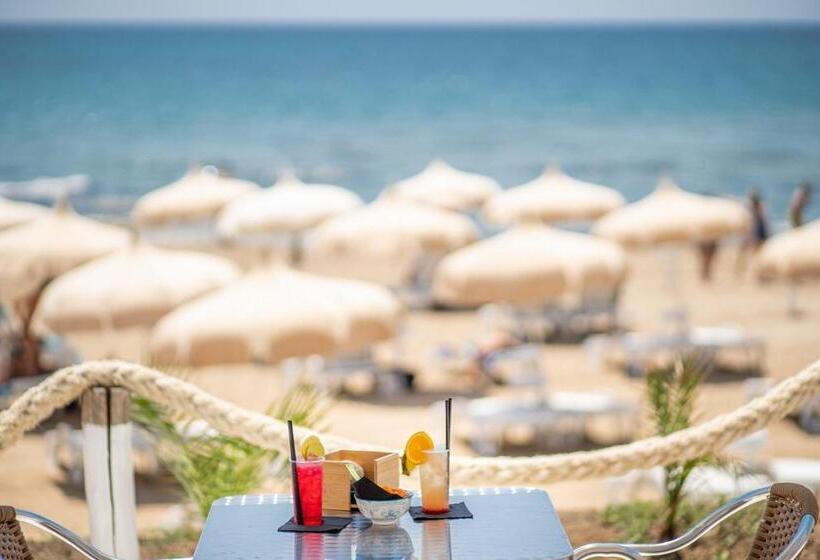 Le Castella Resort & Beach