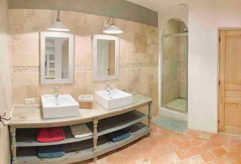 פנסיון La Bastide