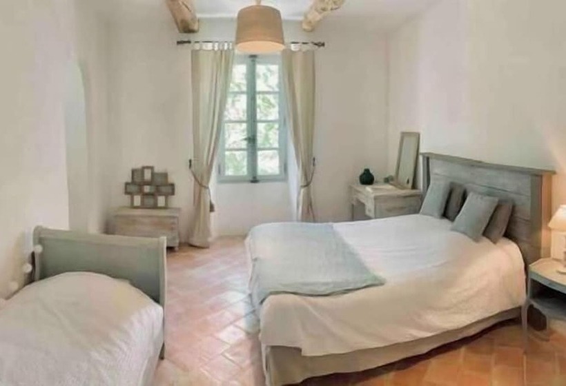 פנסיון La Bastide