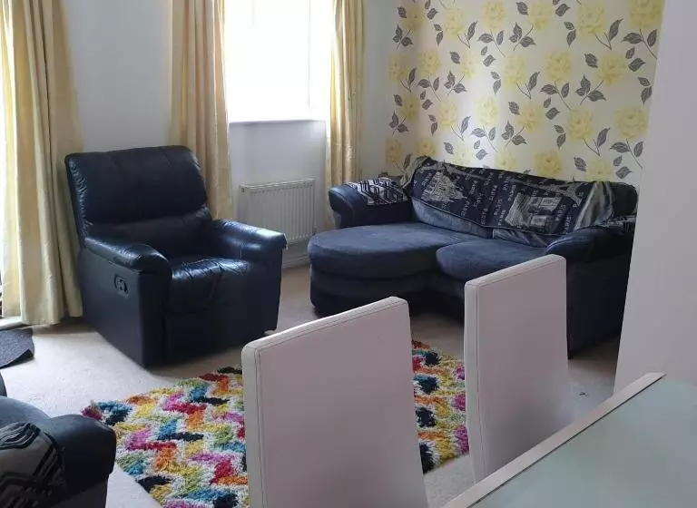 پانسیون Queens Rooms, A Perfect Stay, Next To Shopping Parks And Central Manchester