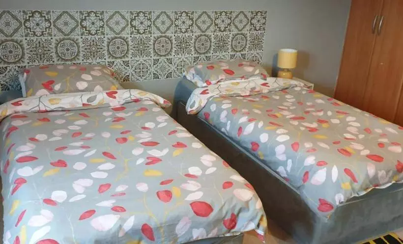 پانسیون Queens Rooms, A Perfect Stay, Next To Shopping Parks And Central Manchester