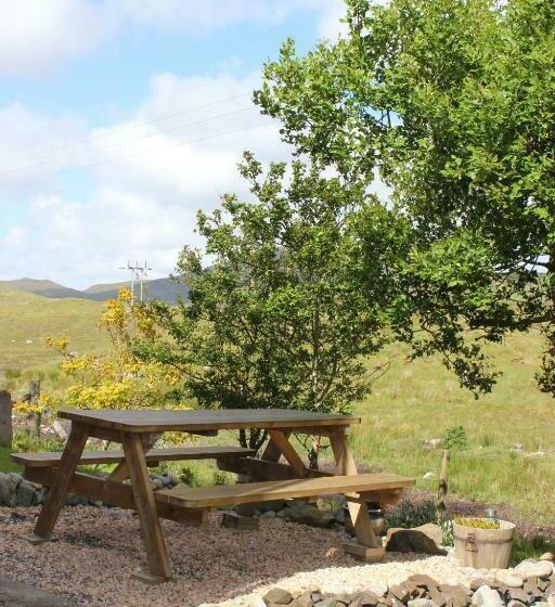 Aamiaismajoitus (B&B) 73 Westend, Balallan, Isle Of Lewis