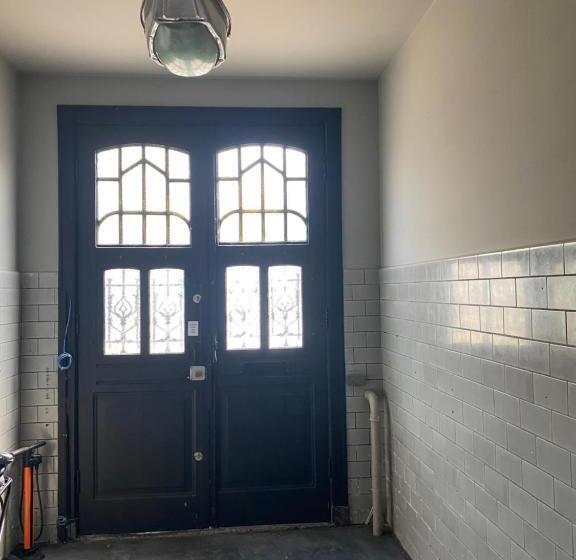 تختخواب و صبحانه Amstel Boutique Studio