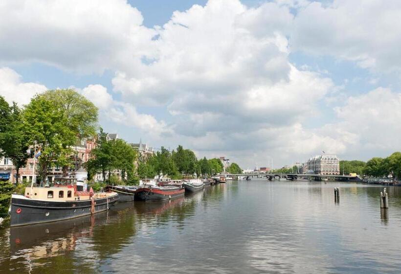 تختخواب و صبحانه Amstel Boutique Studio