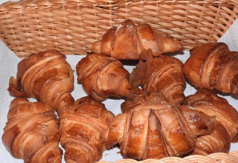 Bed and Breakfast Domaine De Laverchère