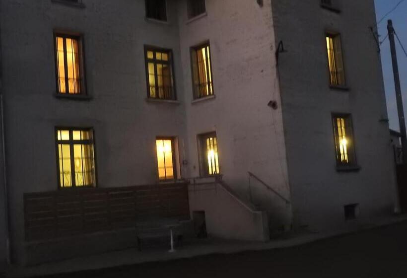 Bed and Breakfast Domaine De Laverchère