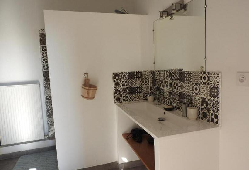 Bed and Breakfast Domaine De Laverchère