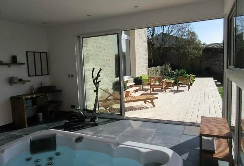 Aamiaismajoitus (B&B) Le Vieux Couvent & Spa