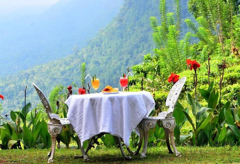 Hotel Breeta S Garden