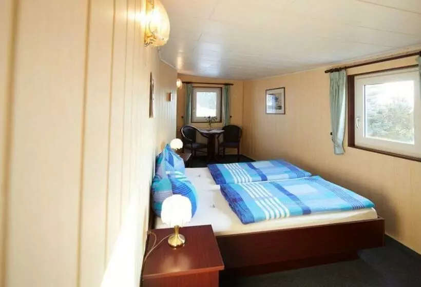 Hotelli Schiff Stinne