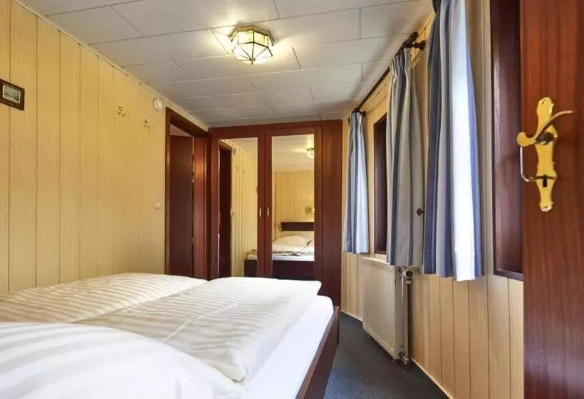 Hotelli Schiff Stinne