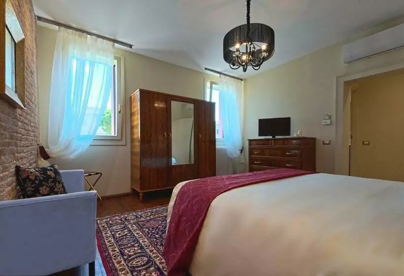 پانسیون 28 Alla Rotonda