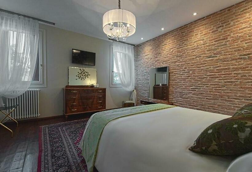 پانسیون 28 Alla Rotonda