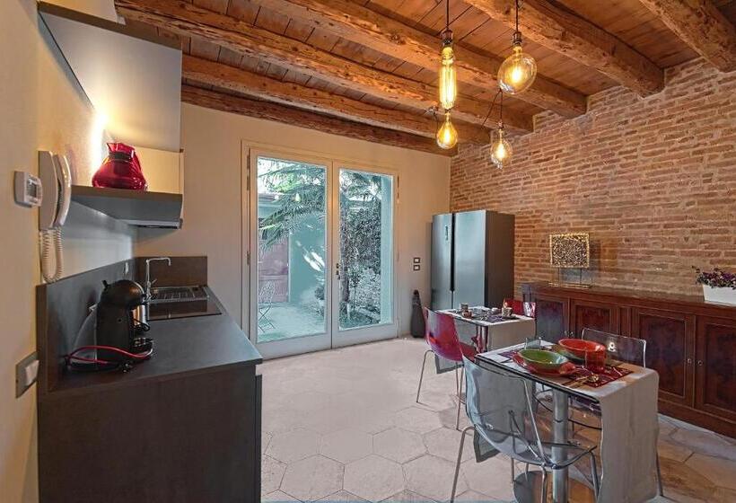 پانسیون 28 Alla Rotonda