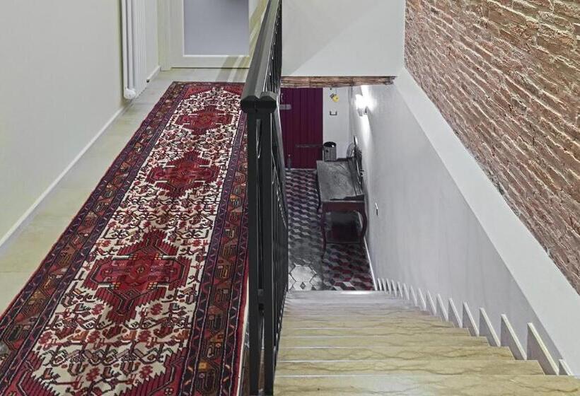 پانسیون 28 Alla Rotonda