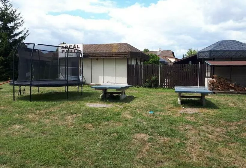 Majatalo Areál Pauli