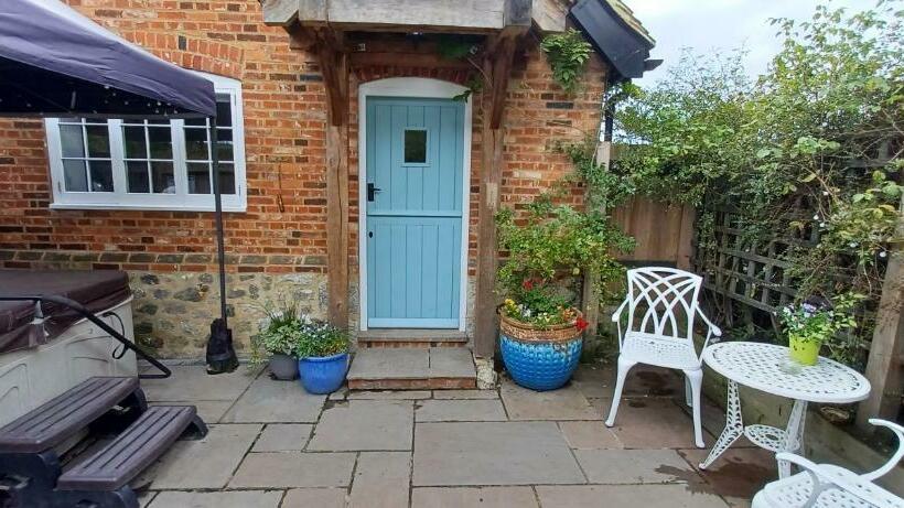 פנסיון The Annexe With Hot Tub