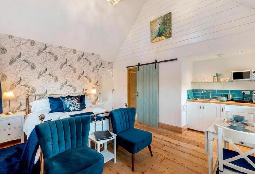 פנסיון The Annexe With Hot Tub