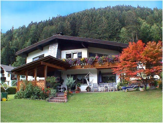 פנסיון Zani Helga