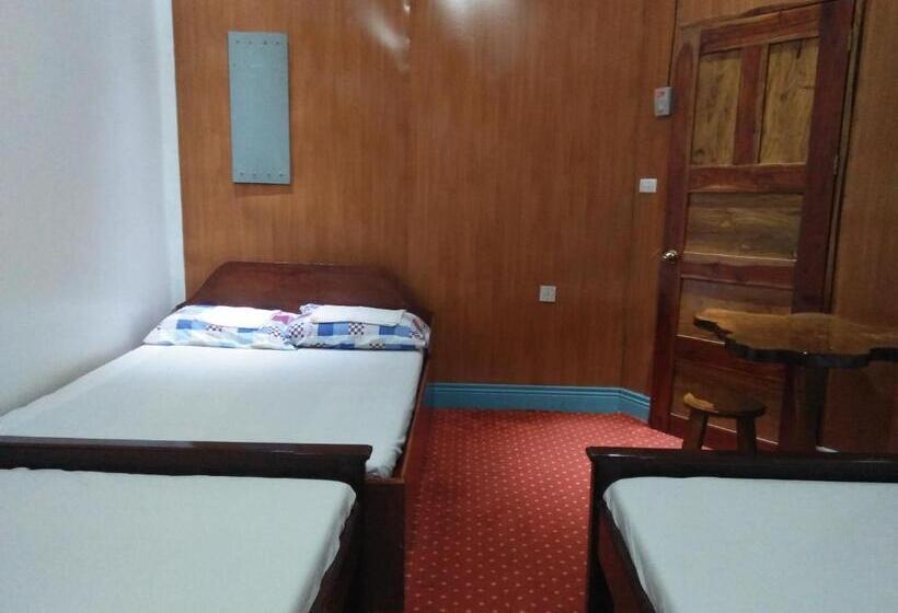 리조트 Villa Corrales Homestay