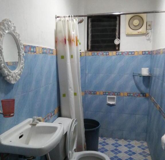 리조트 Villa Corrales Homestay