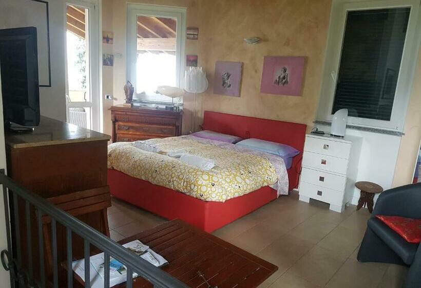 تختخواب و صبحانه App Spiaggia Bianca