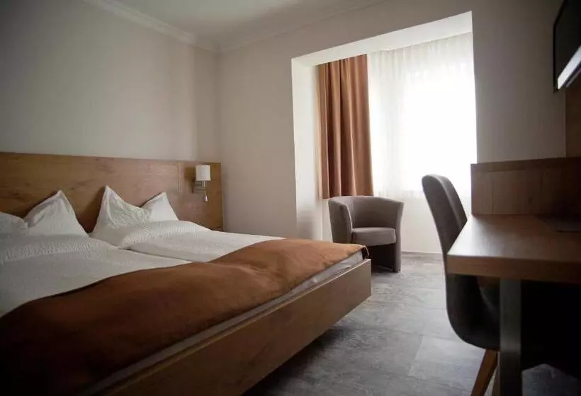 Aamiaismajoitus (B&B) Haus Renée