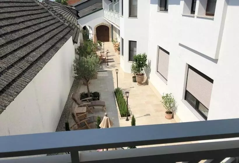 Aamiaismajoitus (B&B) Haus Renée