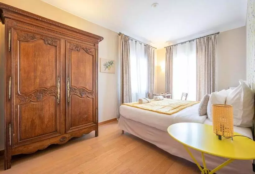 ベッドアンドブレックファースト La Fabrique à Poupées   Chambres De Charme Au Coeur De Menton