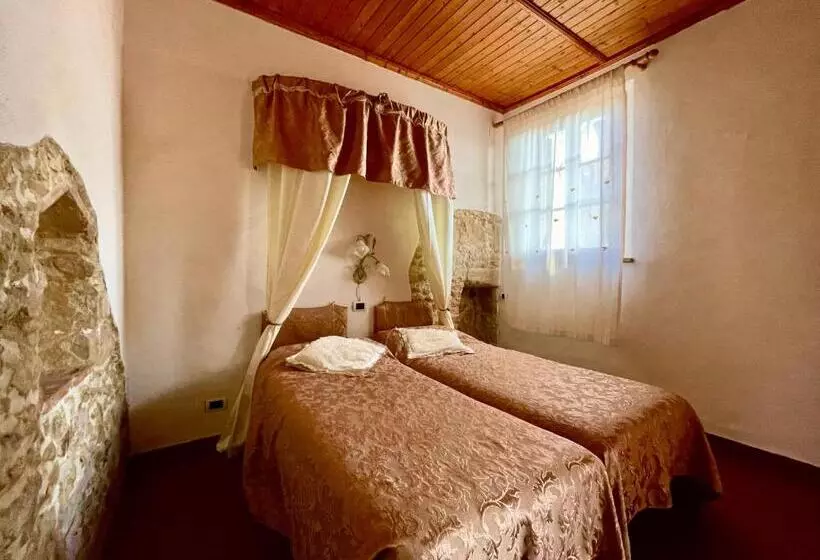ホテル Agriturismo Vernianello