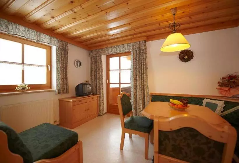 هتل Pension Hedegghof