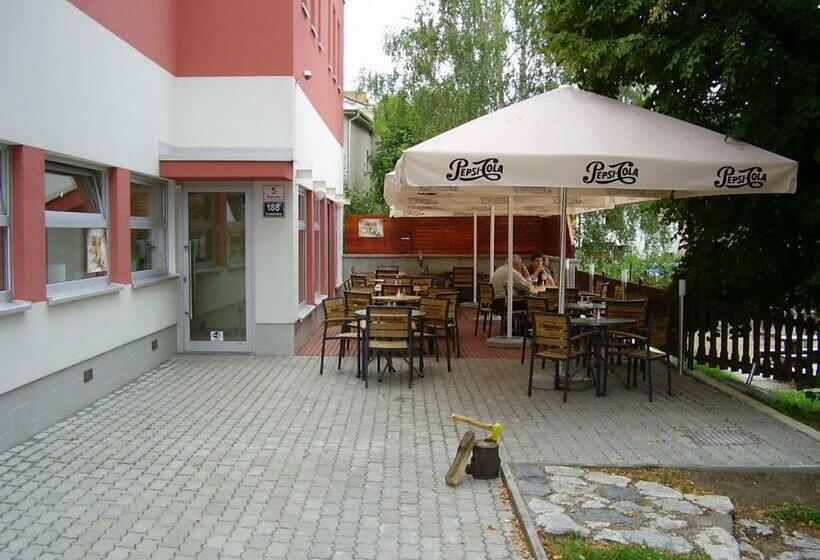 Linden Restaurant And Pension