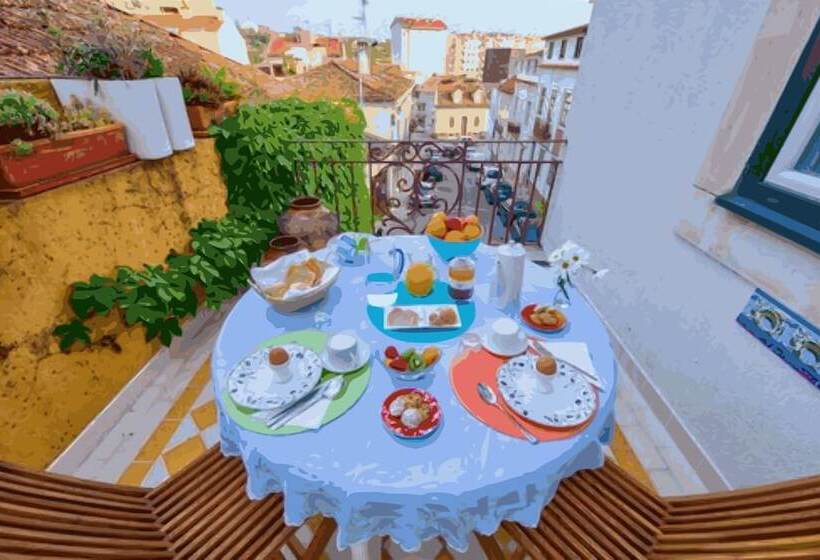 بنسيون Adore Portugal Coimbra Guest House