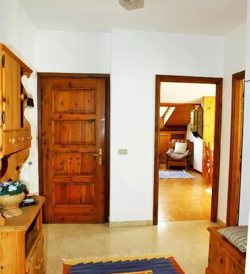 ペンション Chalet Dell Ermellino