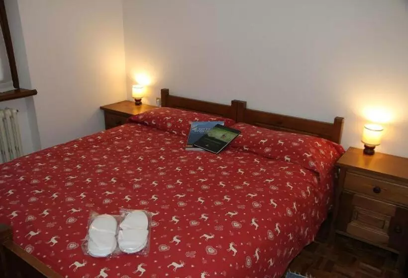 ペンション Chalet Dell Ermellino