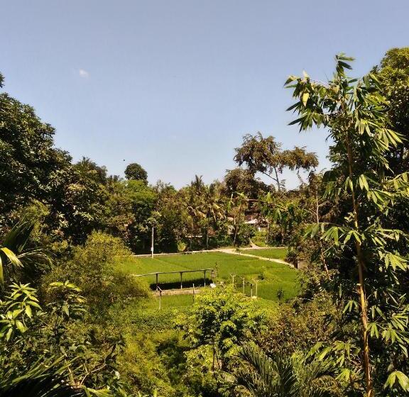 Prasanti Bed & Breakfast