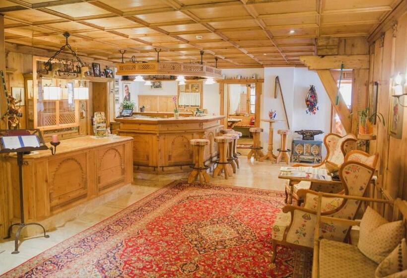 Appartement  Und Wellnesshotel Charlotte   3 Sterne Superior